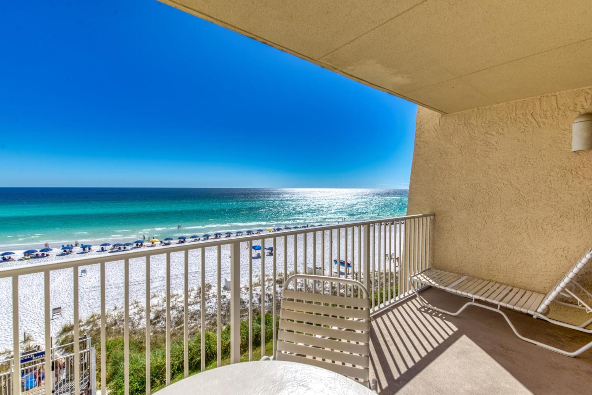 Beach House Condominiums B405 - Beachfront With Pool, Wifi, & Beach Service Destin Exterior photo