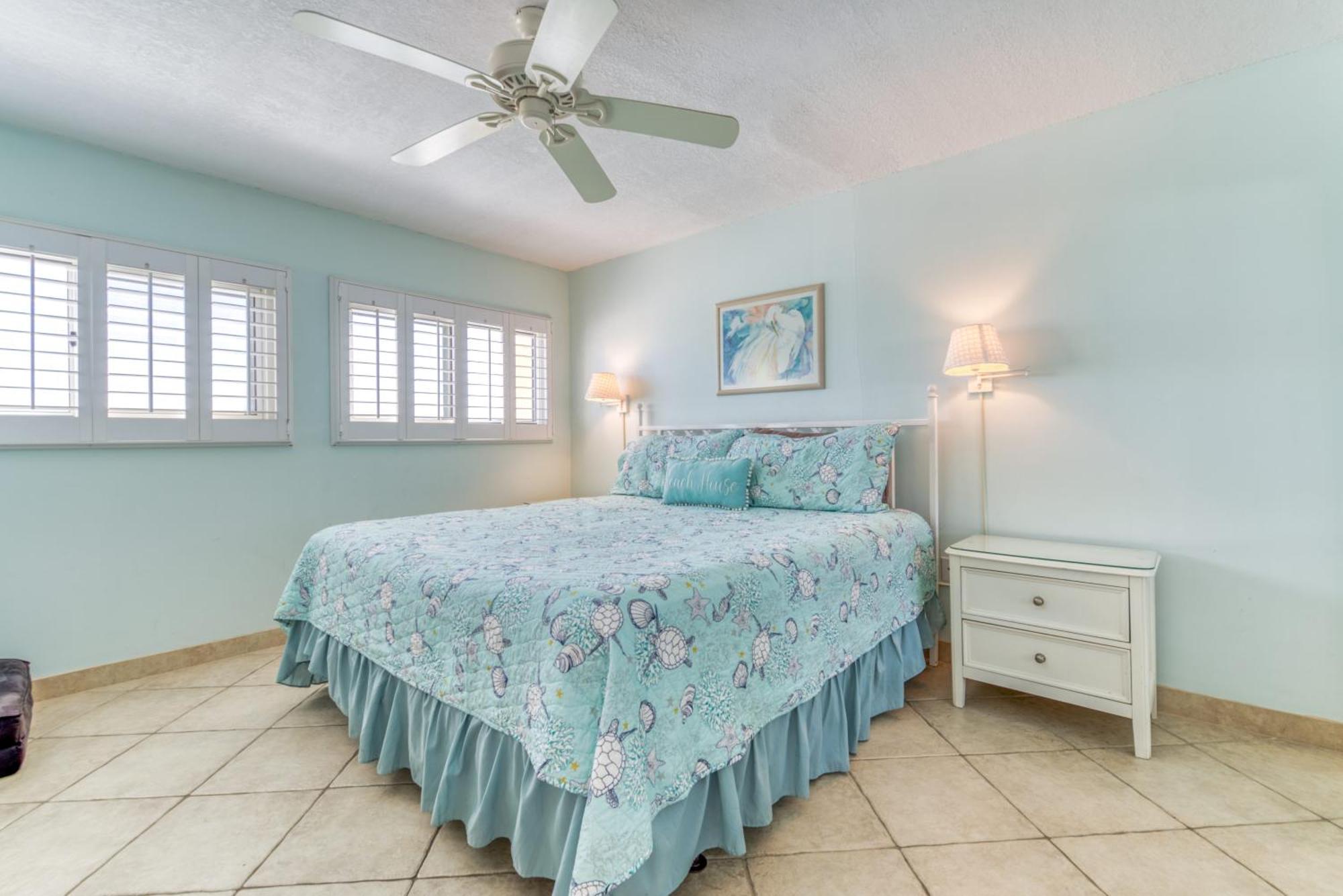 Beach House Condominiums B405 - Beachfront With Pool, Wifi, & Beach Service Destin Exterior photo