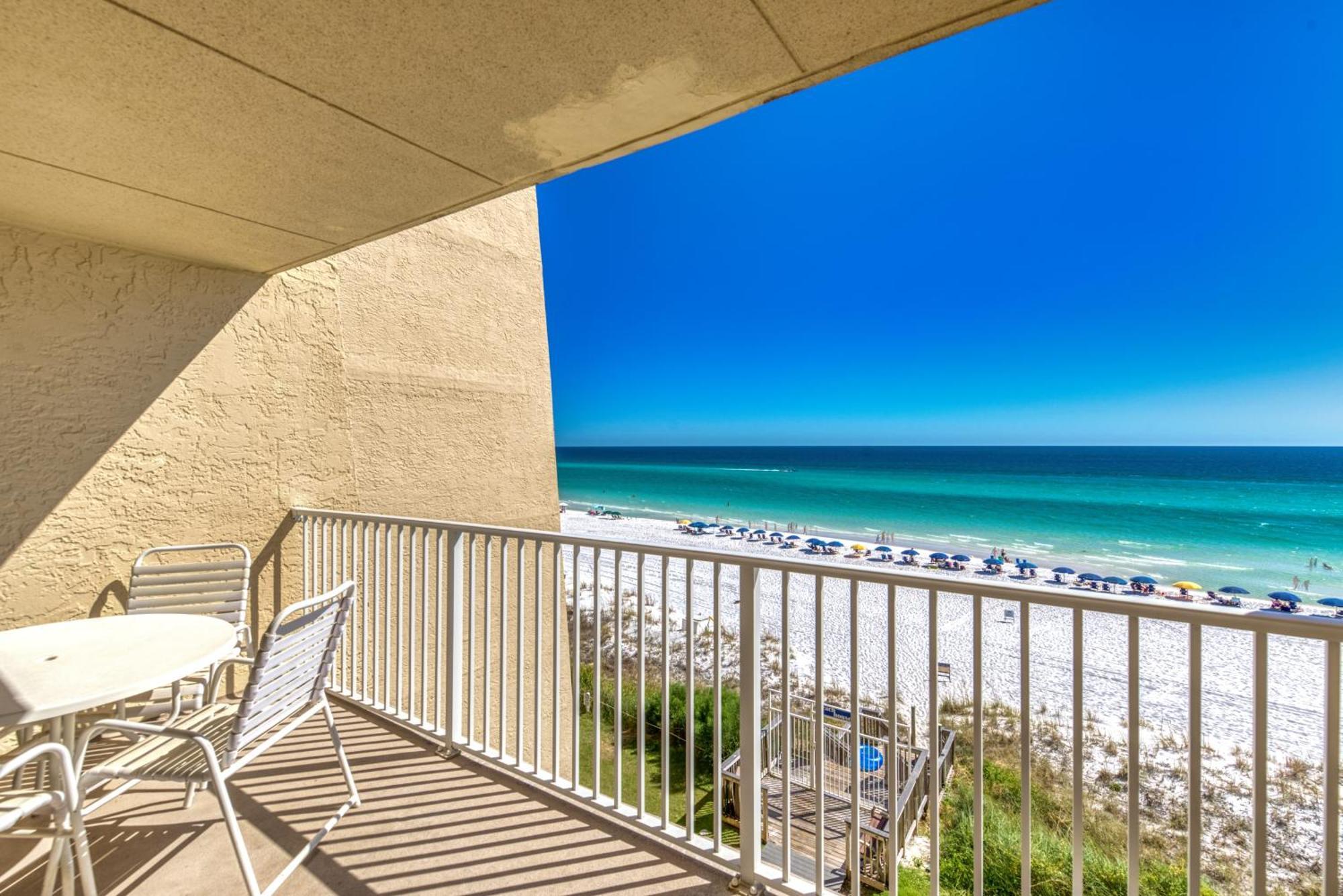 Beach House Condominiums B405 - Beachfront With Pool, Wifi, & Beach Service Destin Exterior photo